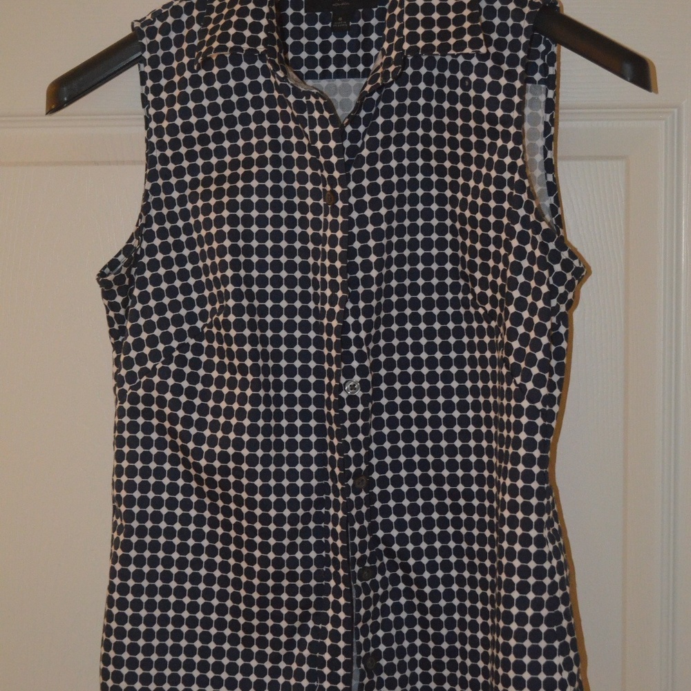Banana Republic Navy and White Sleeveless Top